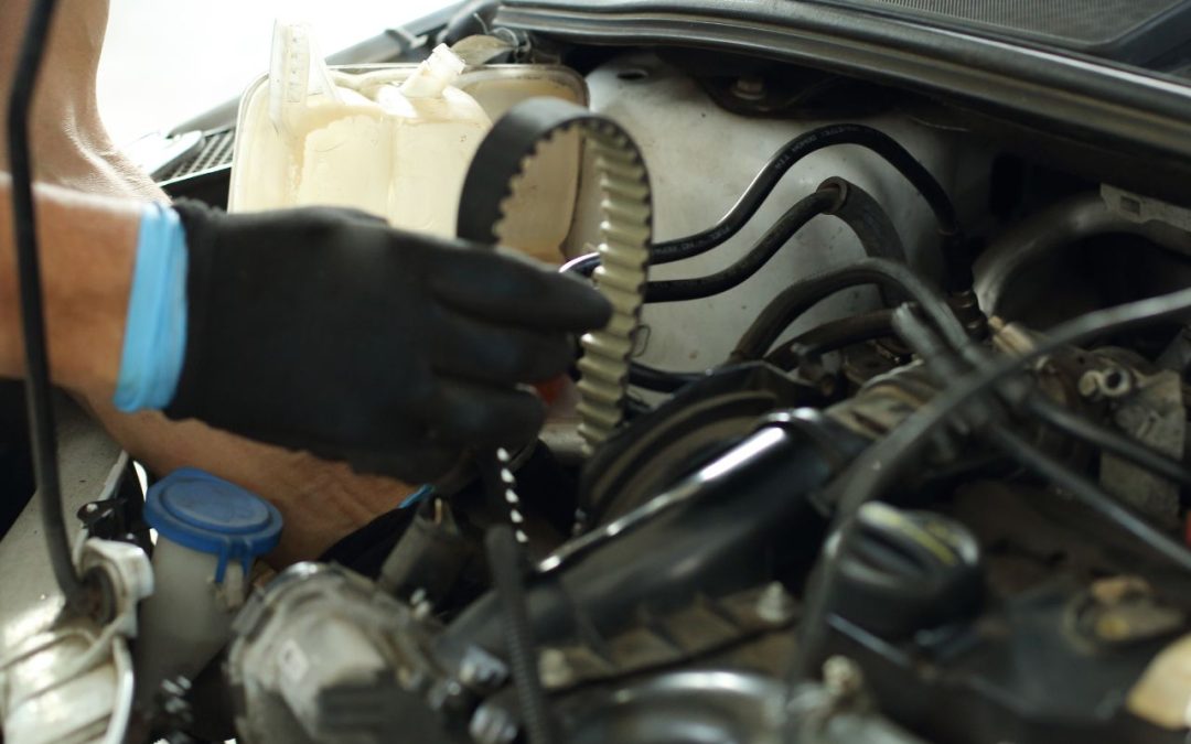 Descubre por qué el kit de distribución de tu coche es esencial y cómo evitar una avería